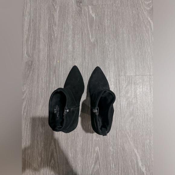 Bleeker & Bond Cone Heel Bootie - Picture 4 of 5